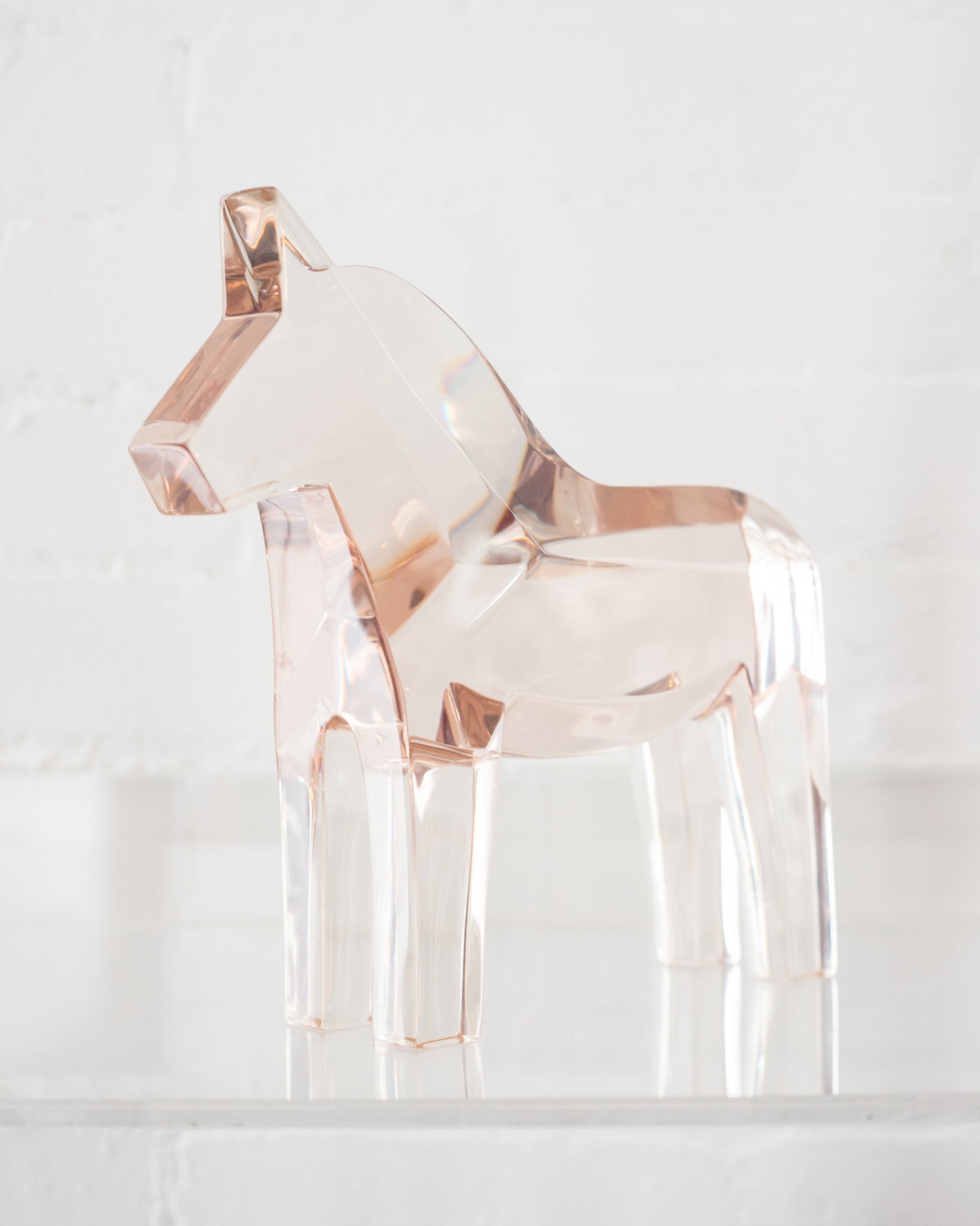 CONTEMPORARY LARGE RESIN HORSE SCULPTURE
