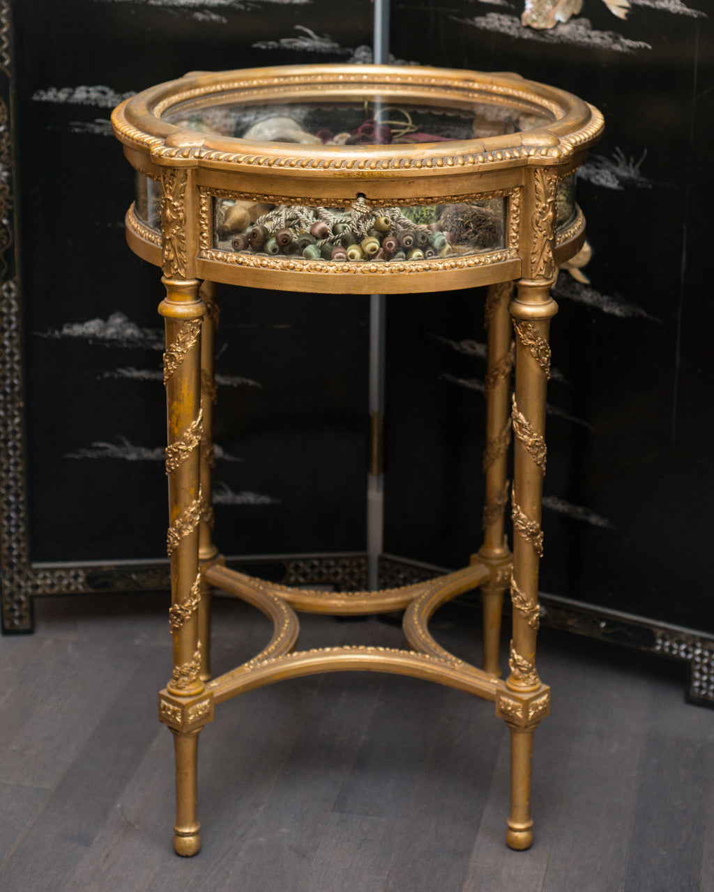 ANTIQUE FRENCH ROUND GILDED DISPLAY TABLE