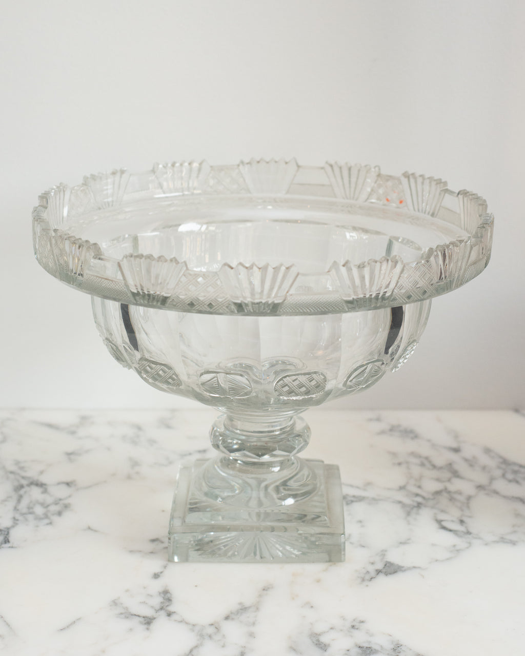 ANTIQUE IRISH LARGE CUT CRYSTAL BOWL