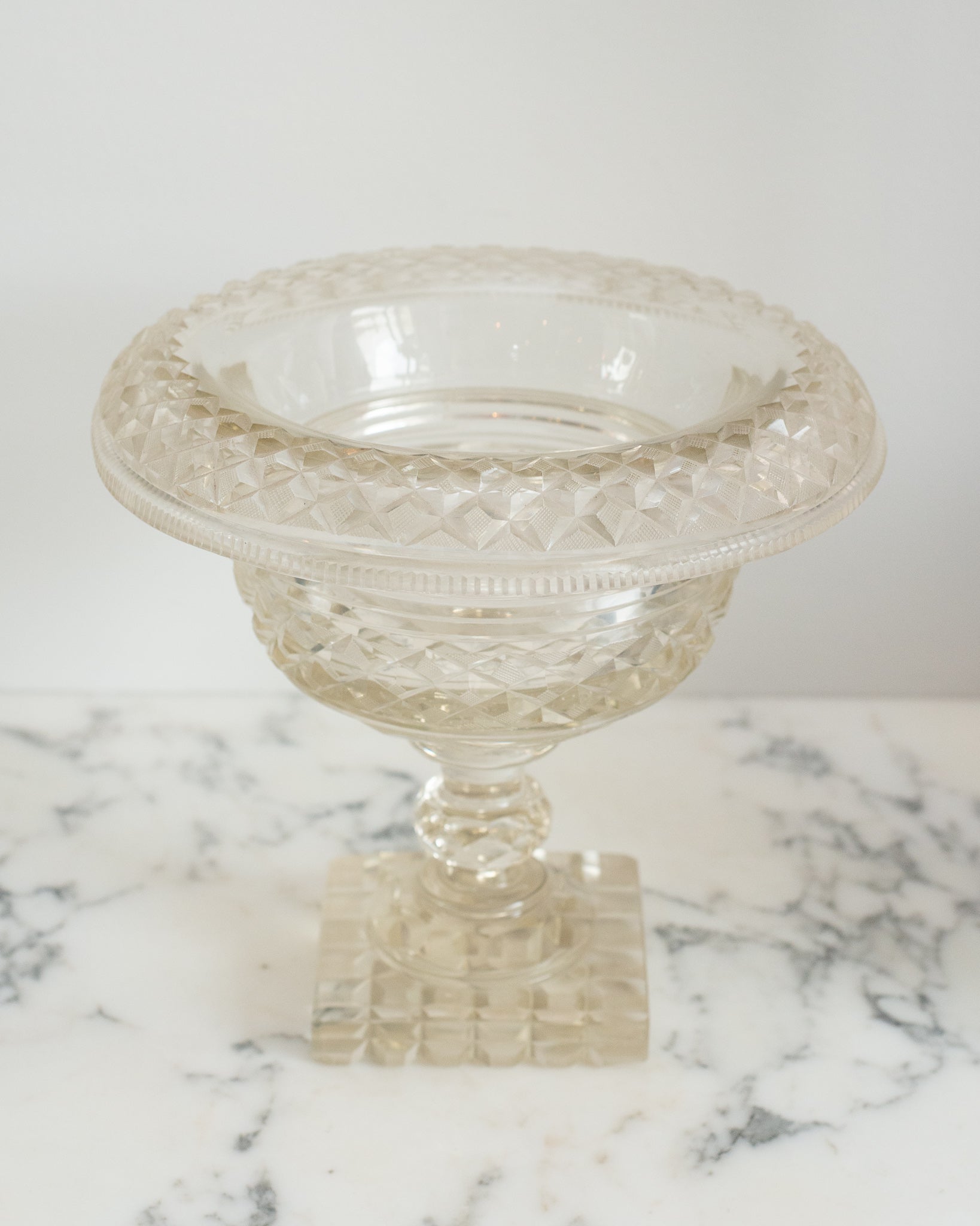 ANTIQUE IRISH CUT CRYSTAL BOWL WITH ROLLED EDGE