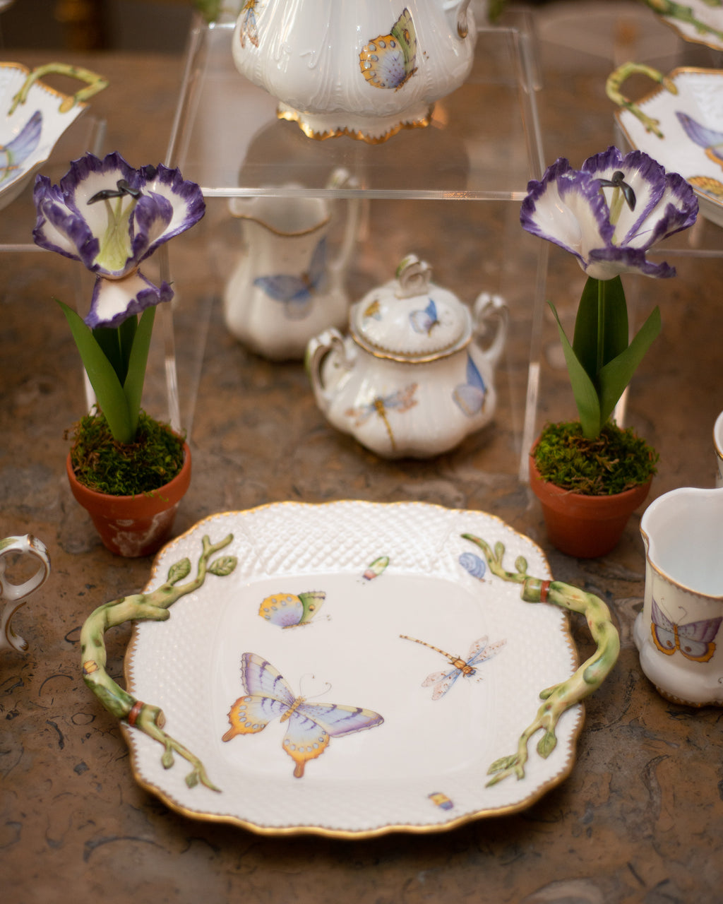 SQUARE TRAY WITH HANDLES HANDPAINTED WITH BUTTERFLIES