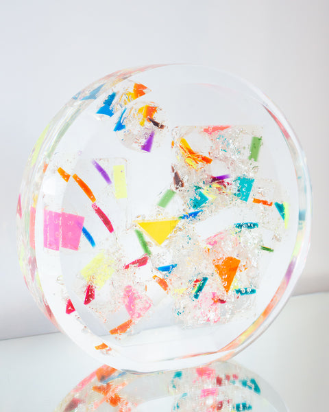 CONTEMPORARY MULTI-COLOURED ACRYLIC SPHERE SCULPTURE