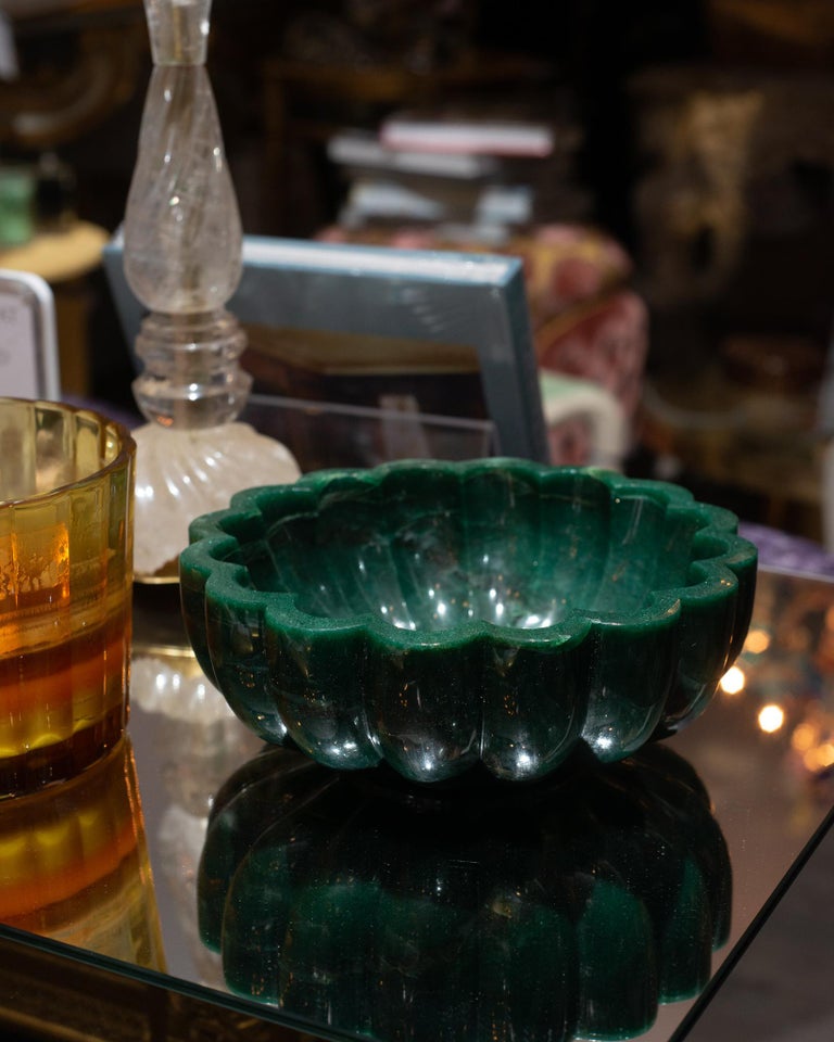 CONTEMPORARY SCALLOPED GREEN AVENTURINE BOWL