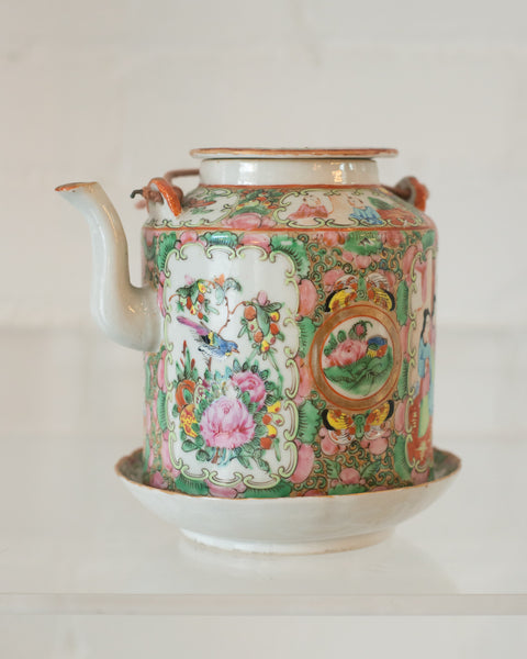 ANTIQUE CHINESE ROSE MEDALLION TEAPOT