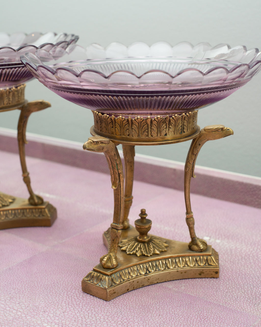 ANTIQUE PAIR OF FRENCH PURPLE CRYSTAL COMPOTES WITH BRONZE MOUNT