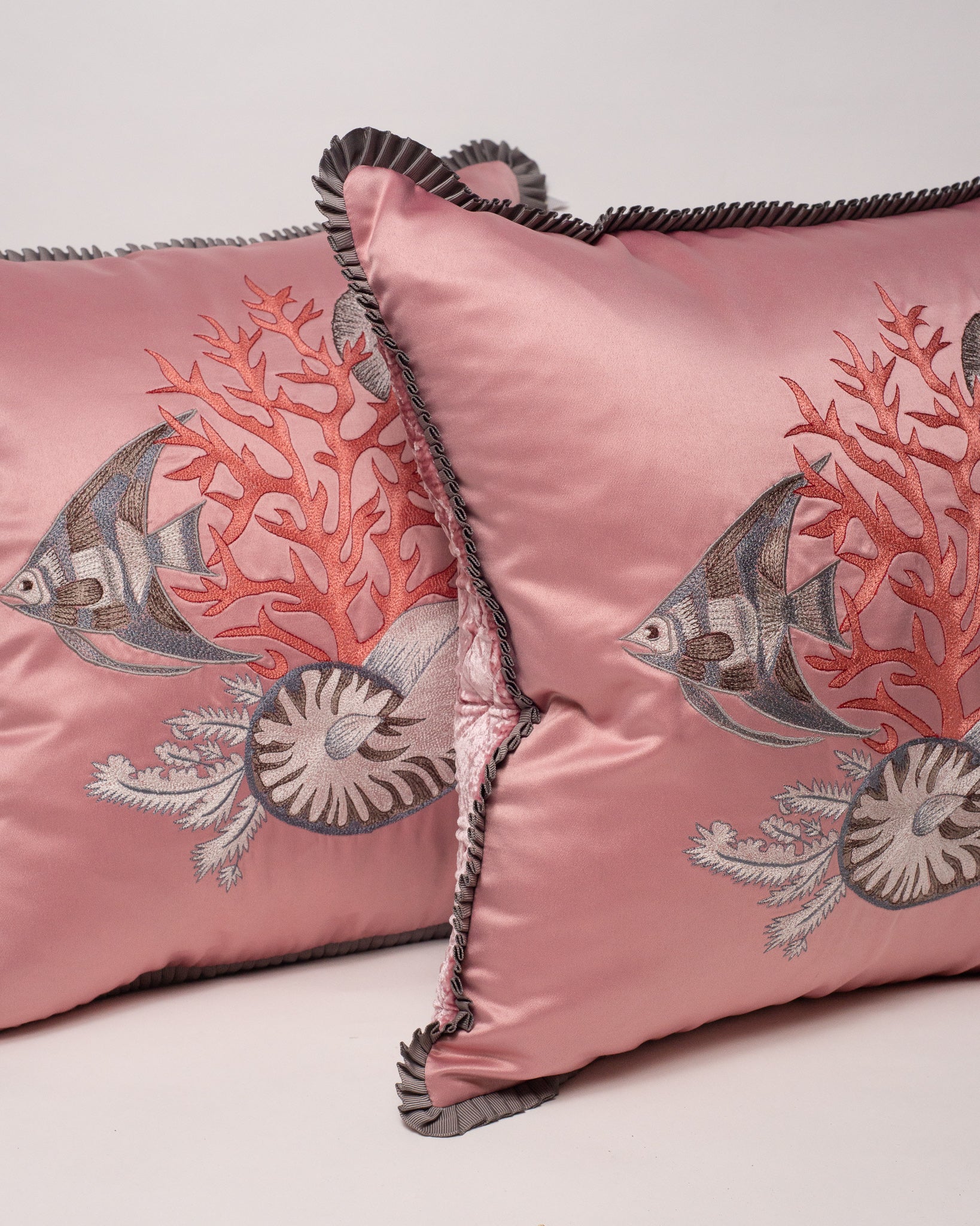 PAIR OF EMBROIDERED SILK SATIN PILLOW WITH SHELLS