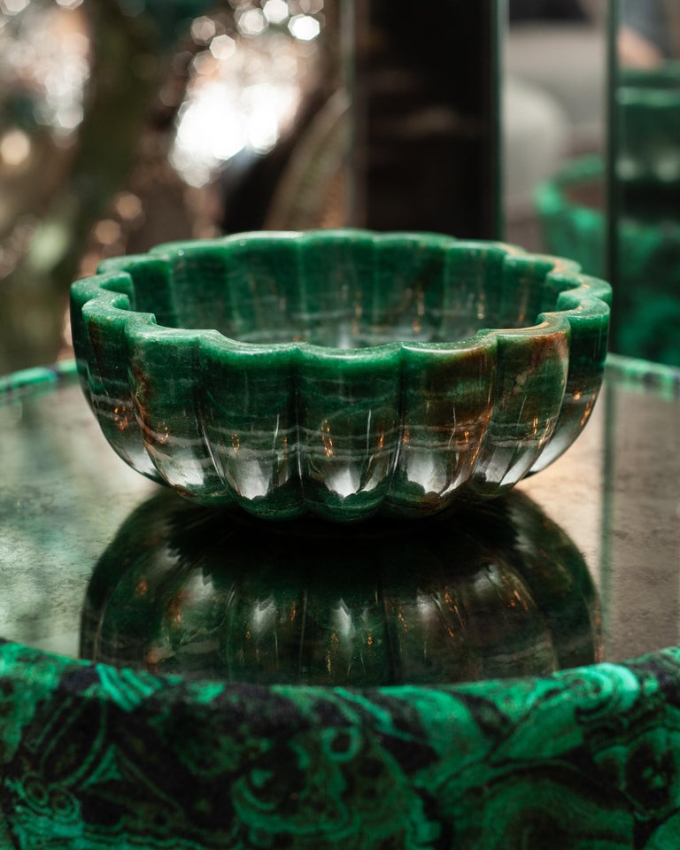 CONTEMPORARY SCALLOPED GREEN AVENTURINE BOWL
