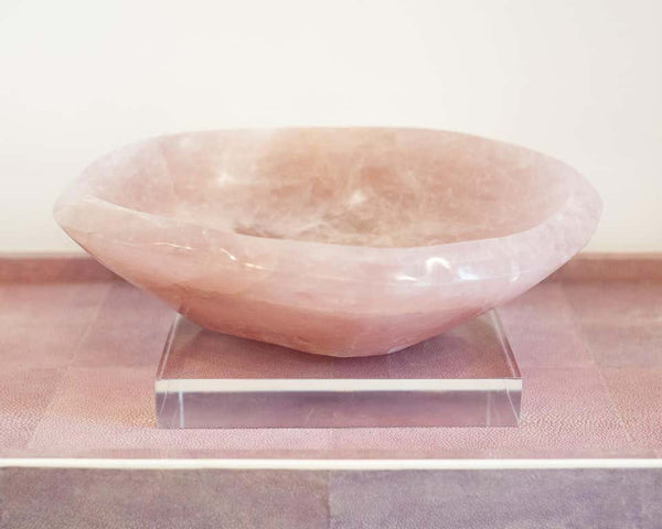 CONTEMPORARY LARGE AND THICK ROSE QUARTZ BOWL