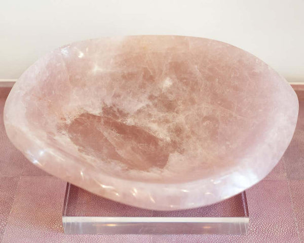 CONTEMPORARY LARGE AND THICK ROSE QUARTZ BOWL