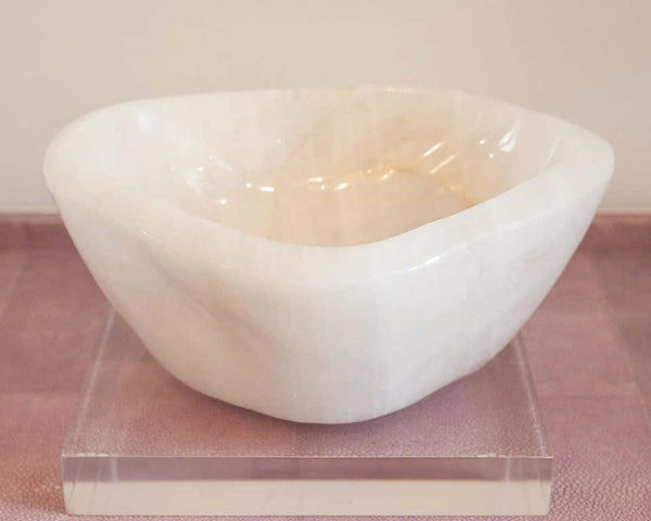 CONTEMPORARY THICK AND DEEP ROCK CRYSTAL BOWL