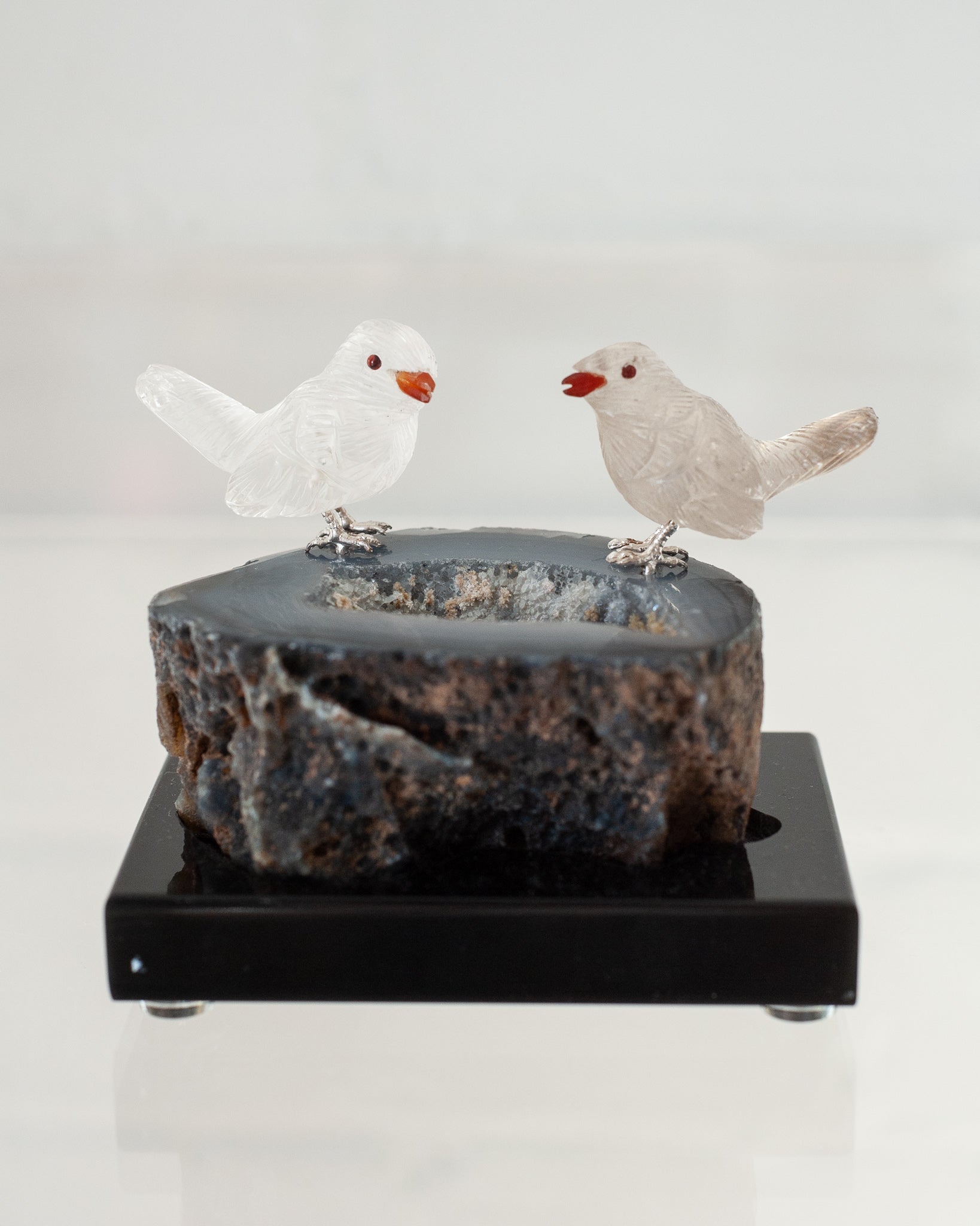 SMOKY QUARTZ SPARROW PAIR ON AGATE GEODE BASE