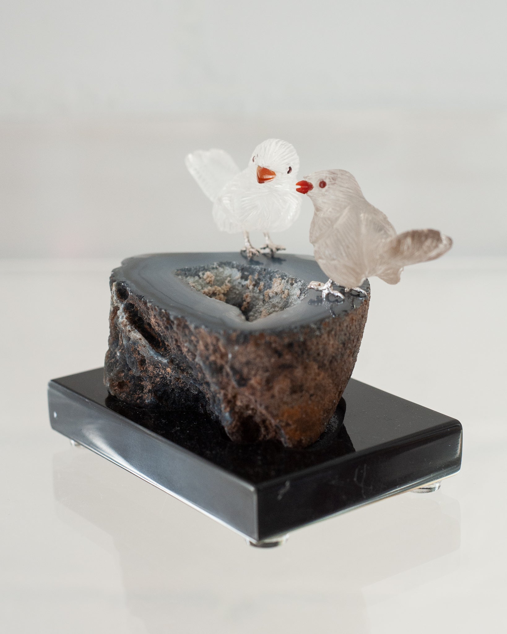 SMOKY QUARTZ SPARROW PAIR ON AGATE GEODE BASE