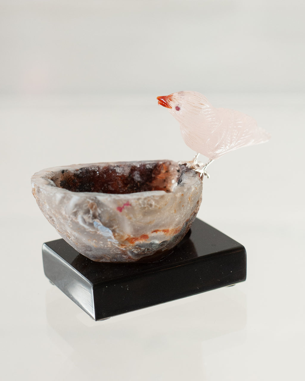 ROSE QUARTZ SPARROW ON AGATE GEODE BASE