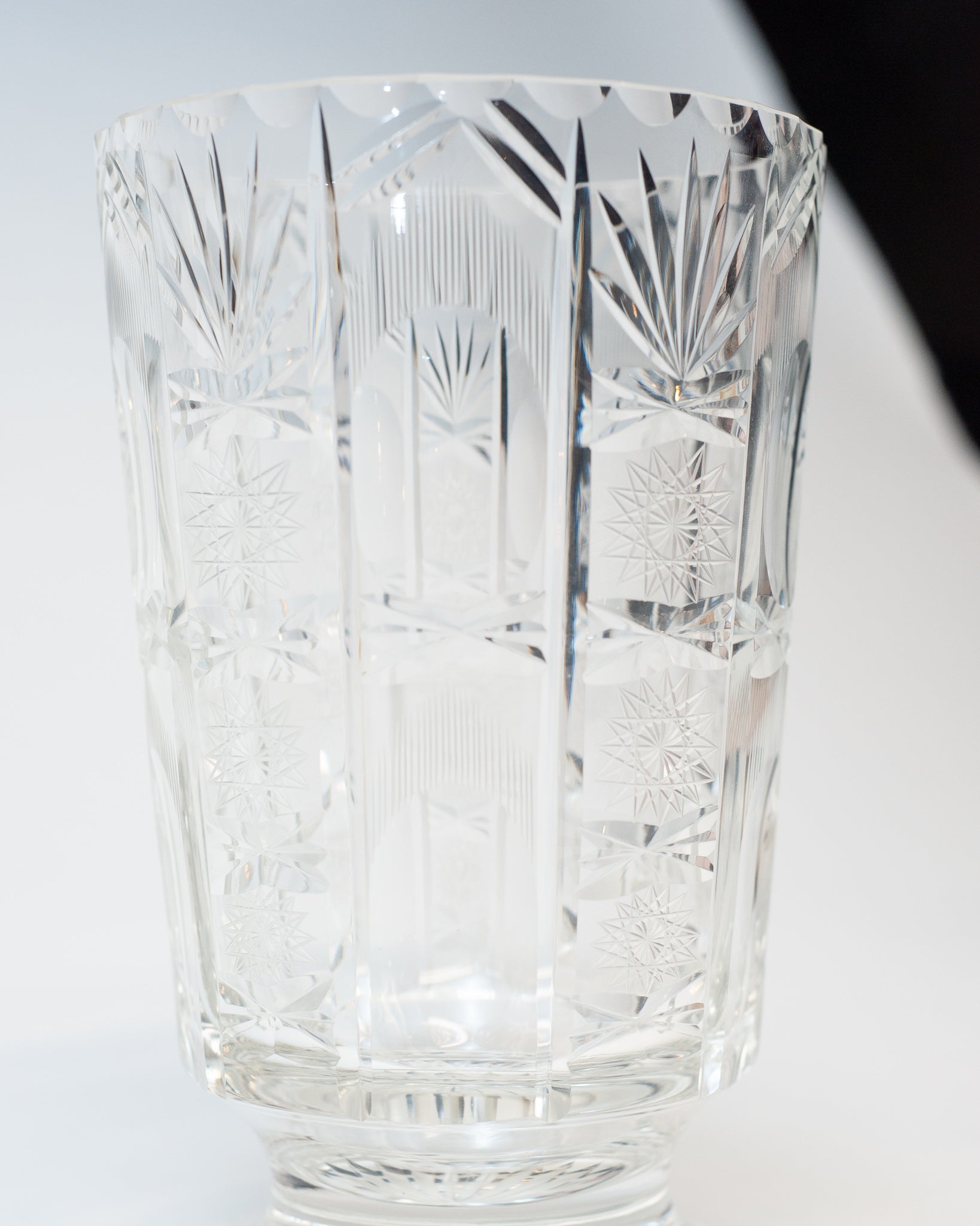 ANTIQUE ENGLISH CUT CRYSTAL VASE
