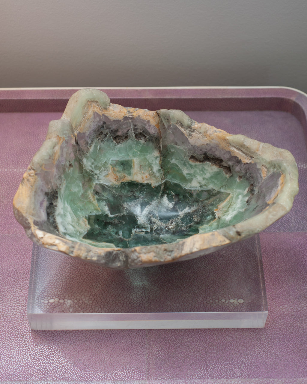 CONTEMPORARY FREE FORM FLUORITE BOWL