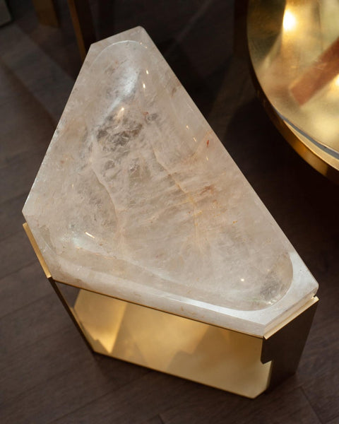 CONTEMPORARY ROCK CRYSTAL AND BRASS TABLE WITH GEOMETRIC BASE
