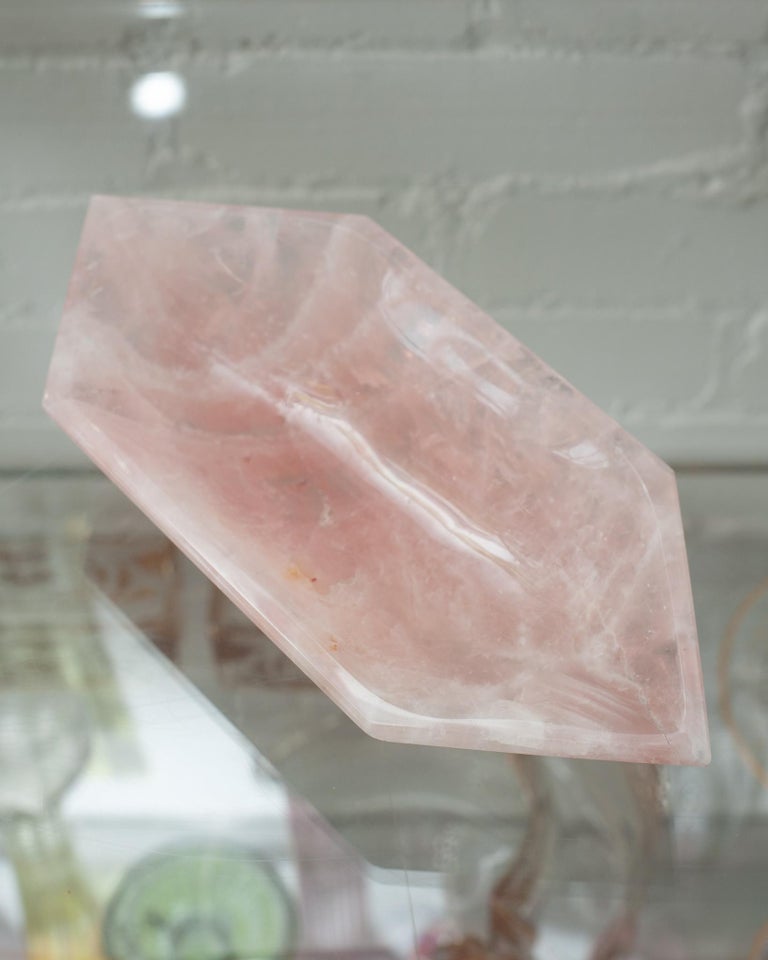 CONTEMPORARY ANGULAR ROSE QUARTZ FACETED BOWL