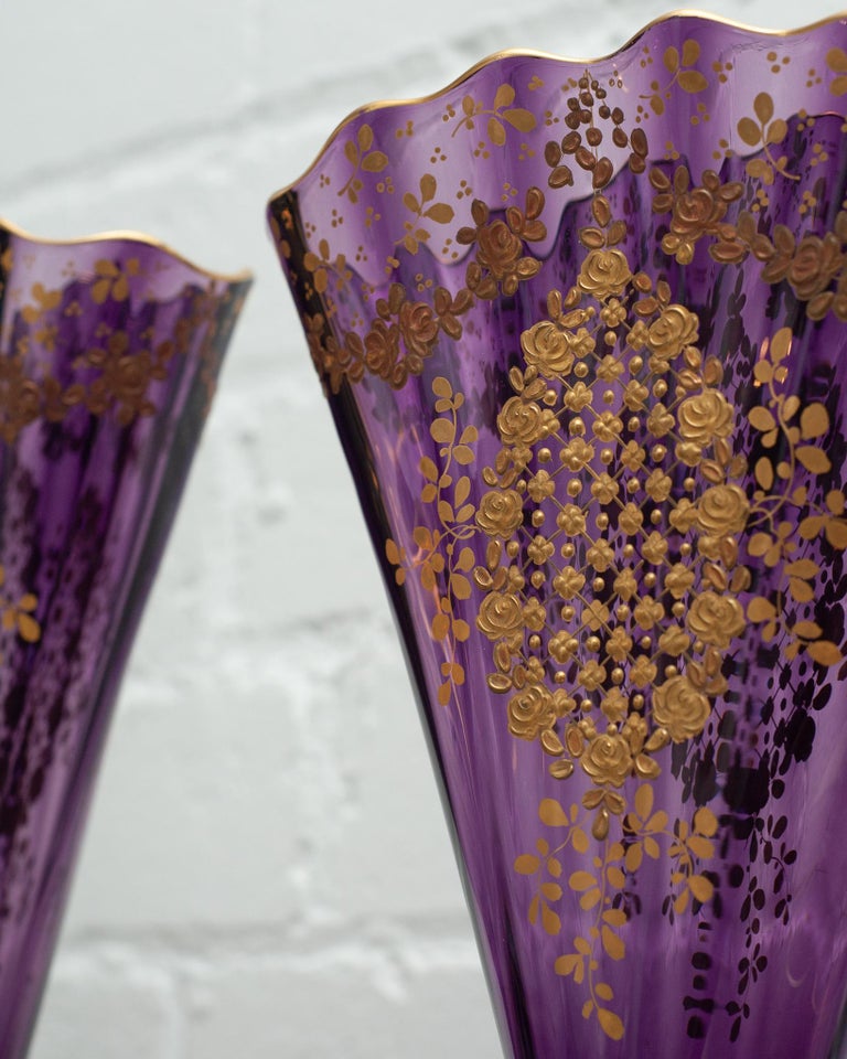 ANTIQUE PAIR OF MOSER AMETHYST FAN VASES