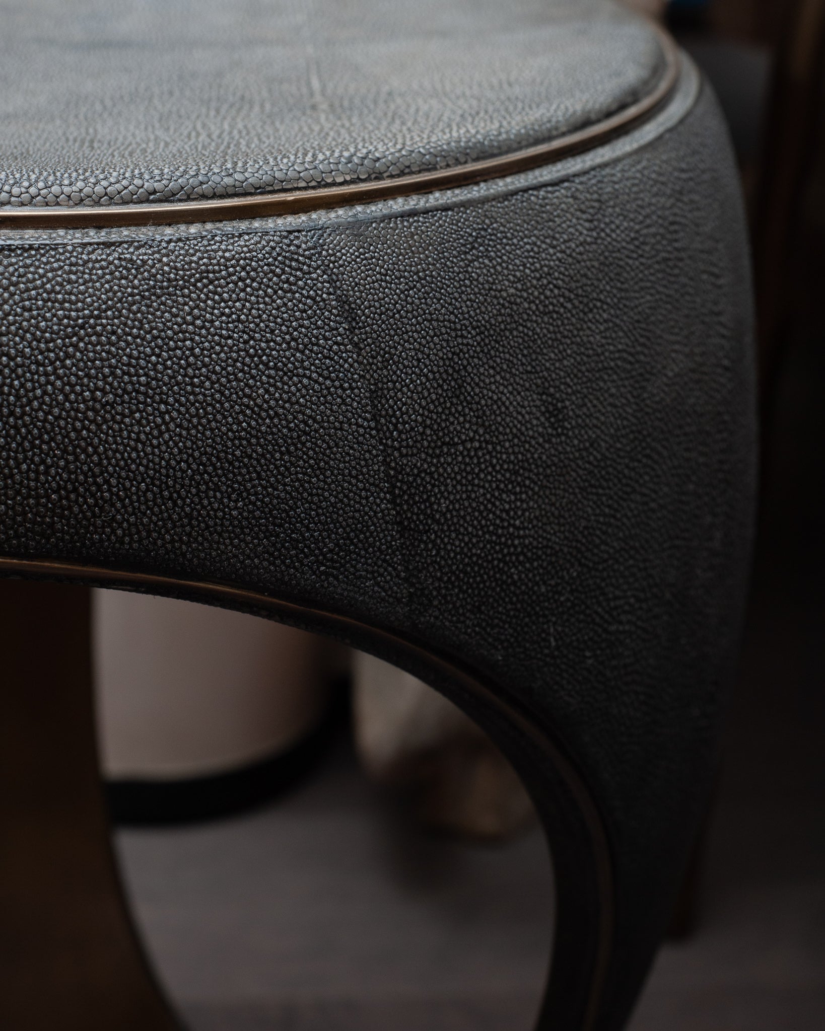 CONTEMPORARY R&Y AUGOUSTI SHAGREEN RING STOOL / SIDE TABLE