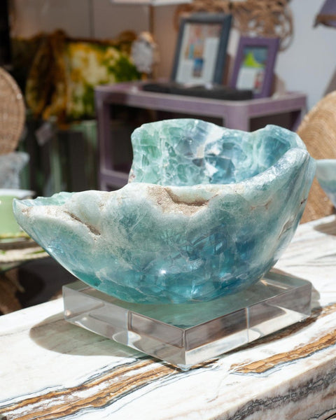 CONTEMPORARY FREE FORM FLUORITE BOWL