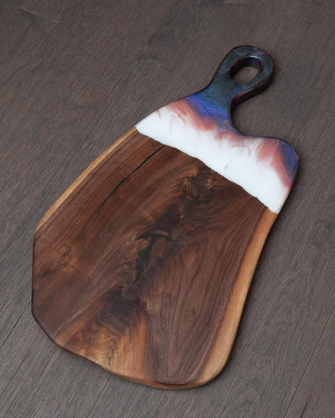 CONTEMPORARY LARGE WALNUT SERVING BOARD WITH ACRYLIC HANDLE
