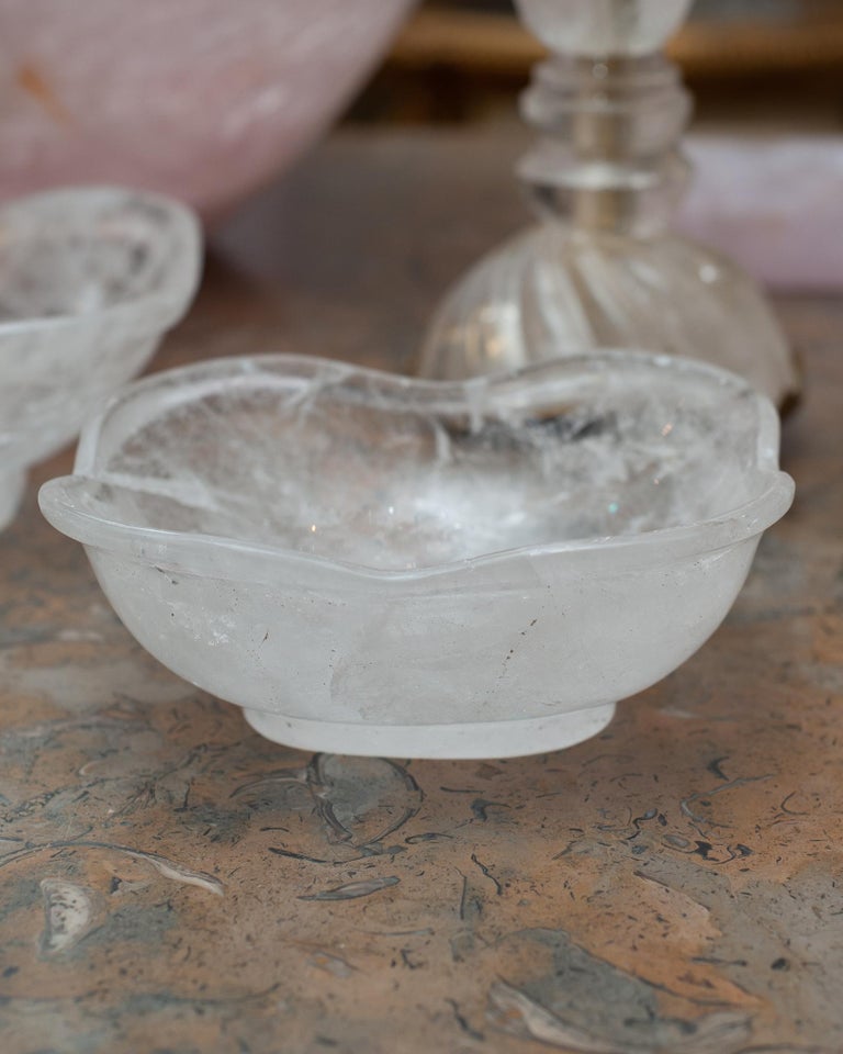 CONTEMPORARY ROCK CRYSTAL BOWL WITH FOOT