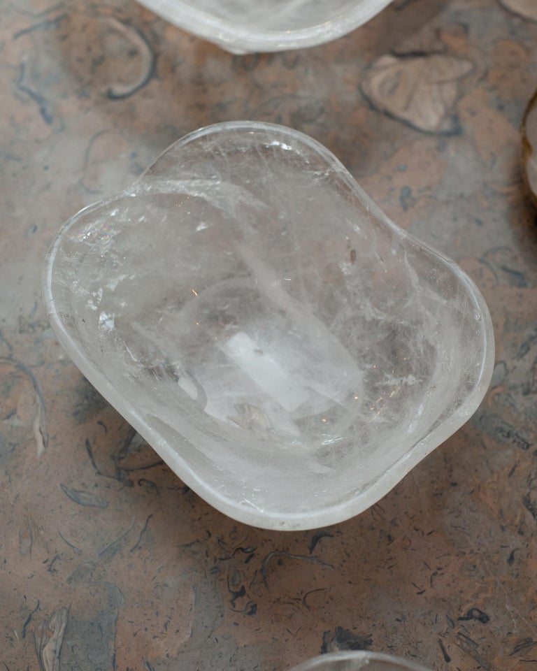 CONTEMPORARY ROCK CRYSTAL BOWL WITH FOOT