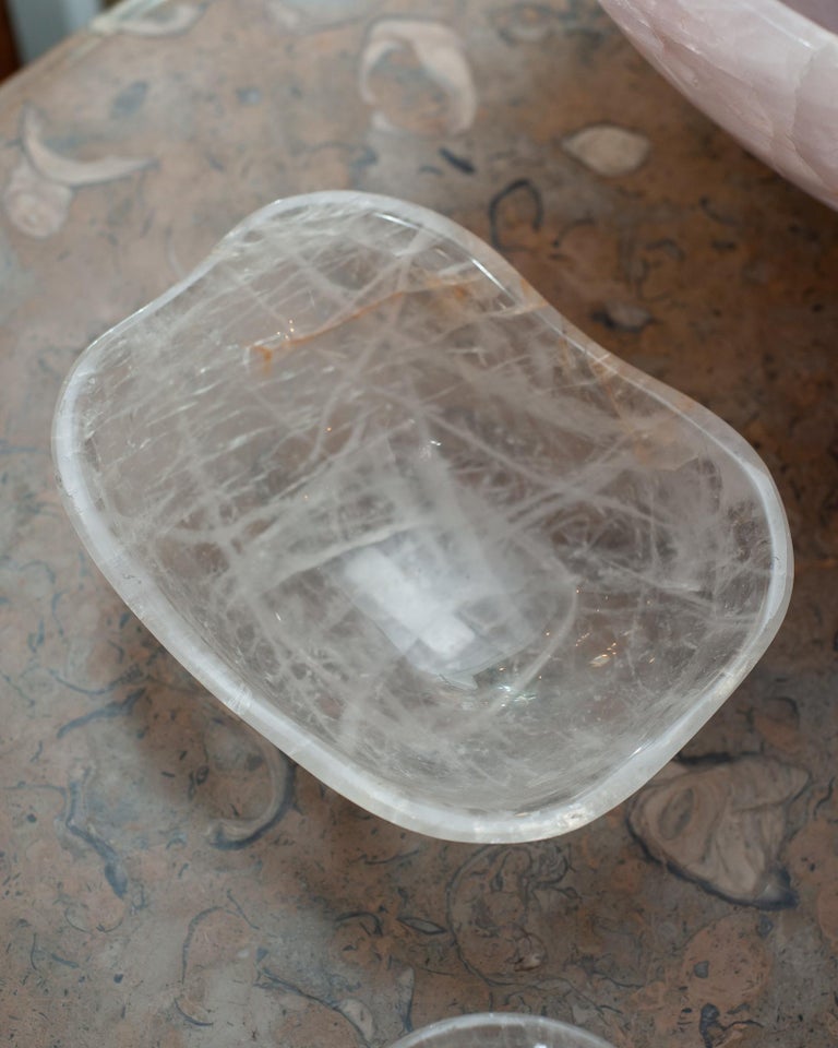 CONTEMPORARY ROCK CRYSTAL BOWL WITH FOOT