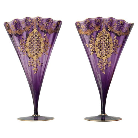 ANTIQUE PAIR OF MOSER AMETHYST FAN VASES