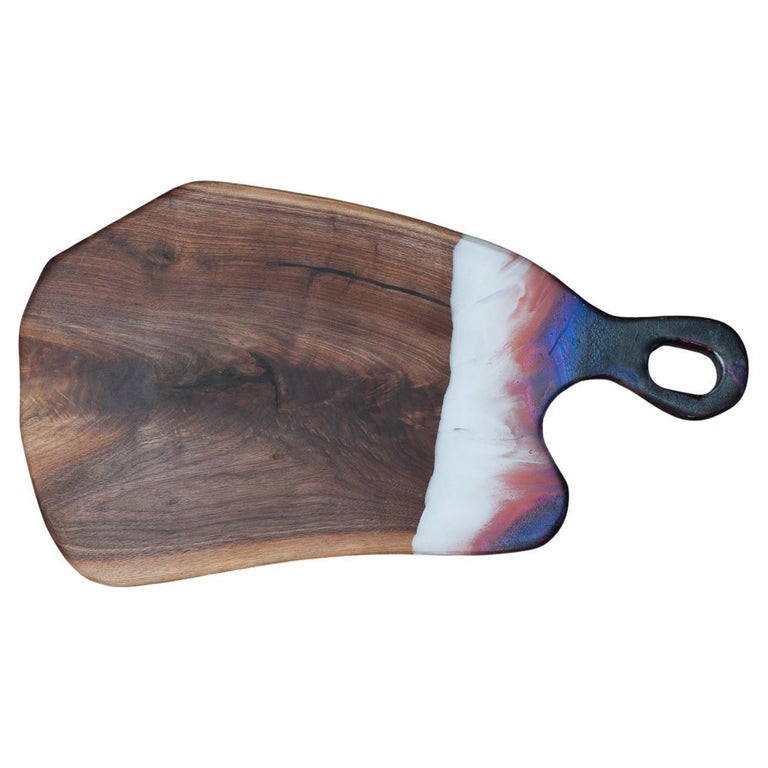 CONTEMPORARY LARGE WALNUT SERVING BOARD WITH ACRYLIC HANDLE