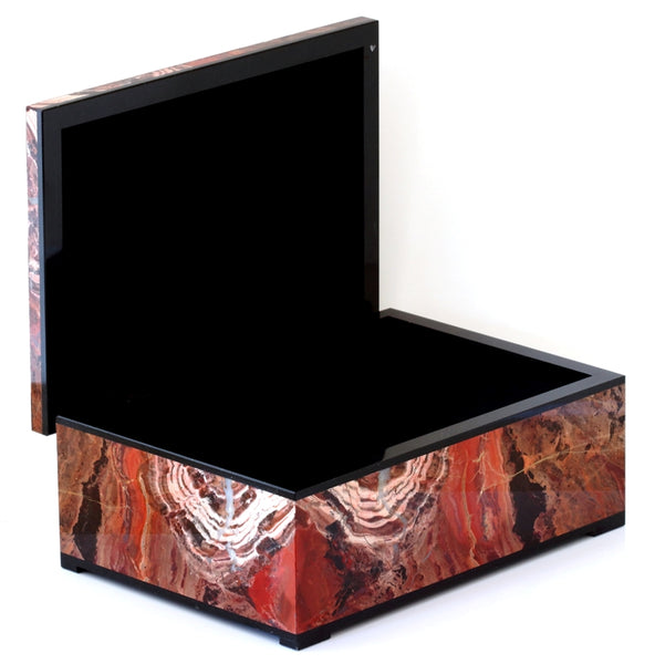 CONTEMPORARY RED JASPER BOX WITH HINGED LID